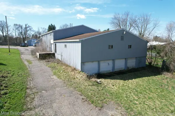 110 CREEKVIEW DR, Bedford Twp, MI 49037