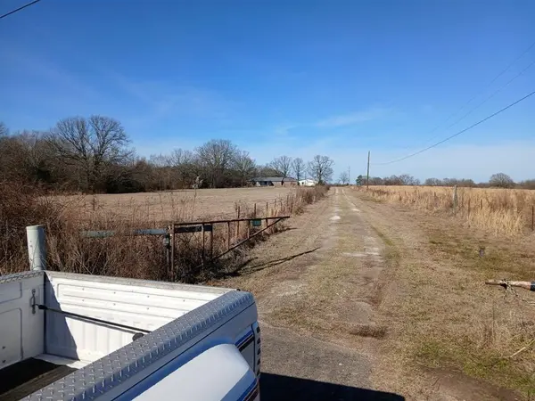 19088 US Hwy 82, Avery, TX 75554