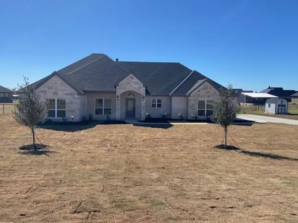 165 Coalson Crossing, Azle, TX 76020