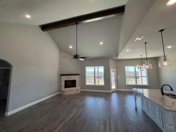 1029 Deer Island Court, Azle, TX 76020