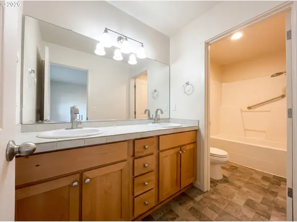 6103 NE 34TH ST, Vancouver, WA 98661