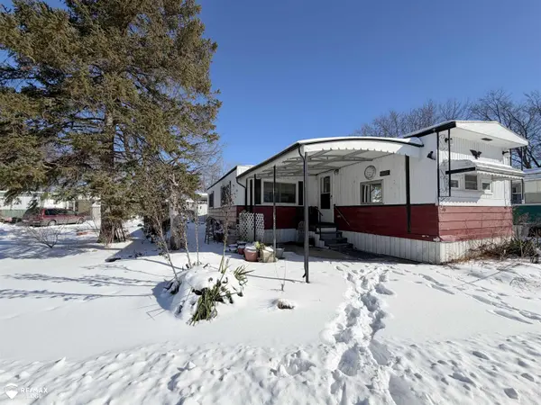 76 Mallard DR, Flint Twp, MI 48473