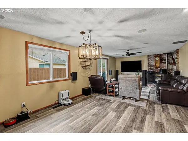 3860 NE BROOKS AVE, Keizer, OR 97303