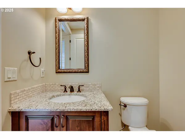 7705 NW QUINAULT ST, Camas, WA 98607