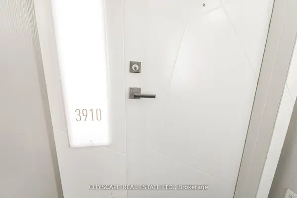 12 York ST #3910, Toronto C01, ON M5J 0A5