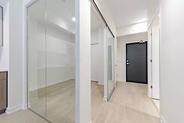 Toronto, ON M6C 0A4,840 St Clair AVE W #203