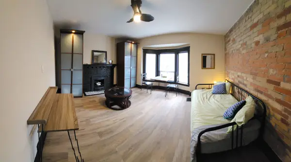 256 Woodbine AVE, Toronto E02, ON M4L 3P2