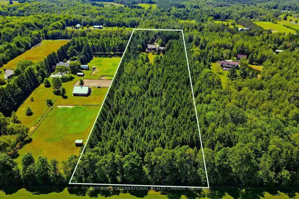 452 Feasby RD, Uxbridge, ON L9P 1R1