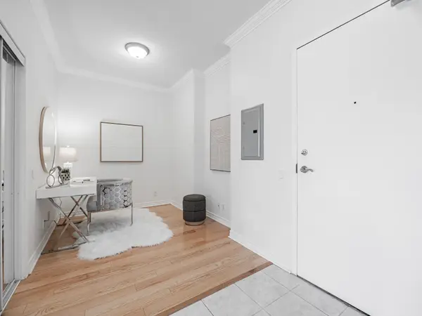 11121 Yonge ST #215, Richmond Hill, ON L4C 0S7