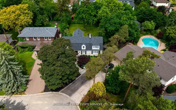 Brampton, ON L6W 1G6,5 Pine Ridge LN