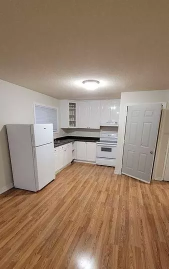 44 Rotherglen CT, Brampton, ON L6X 2S1