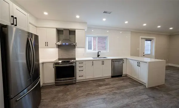 37 Roughley ST #Basement, Bradford West Gwillimbury, ON L3Z 3B3