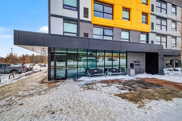 Guelph, ON N1L 0M5,1291 Gordon ST #204