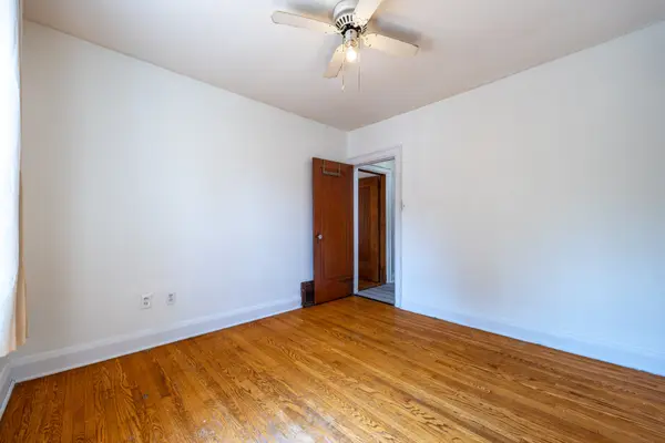 1650 King ST E, Hamilton, ON L8K 1T9