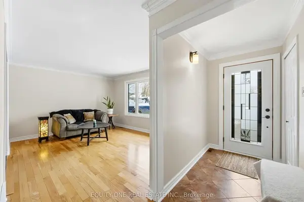 17 Savage DR, Stittsville - Munster - Richmond, ON K2S 1B9