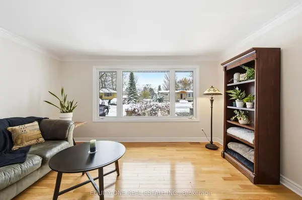 17 Savage DR, Stittsville - Munster - Richmond, ON K2S 1B9