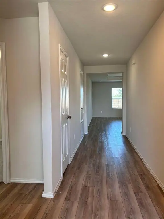 4444 Sagecroft Road, Fort Worth, TX 76036