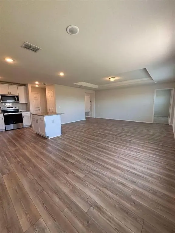 4444 Sagecroft Road, Fort Worth, TX 76036