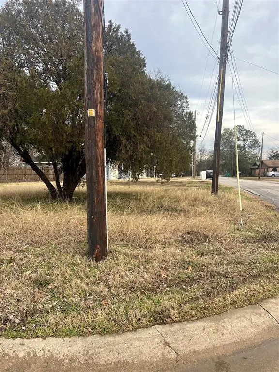 ` Campbell Street, Terrell, TX 75160