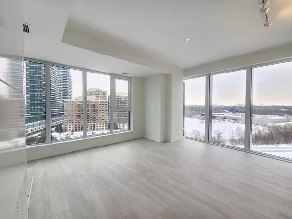 Toronto C13, ON M3C 0S4,1 Quarrington LN #917