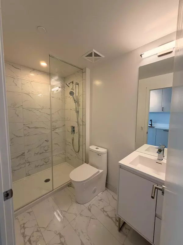 Toronto C13, ON M3C 0S4,1 Quarrington LN #1217