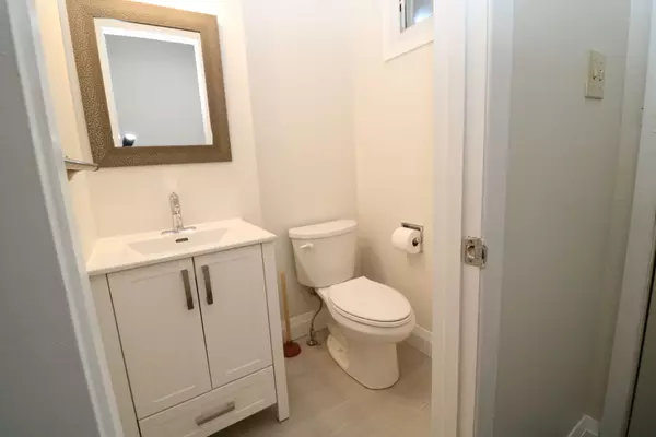 Toronto, ON M1V 1R8,175 ALEXMUIR BLVD #50