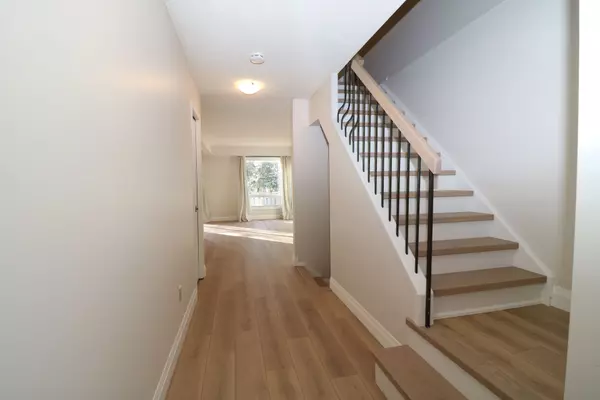 Toronto, ON M1V 1R8,175 ALEXMUIR BLVD #50