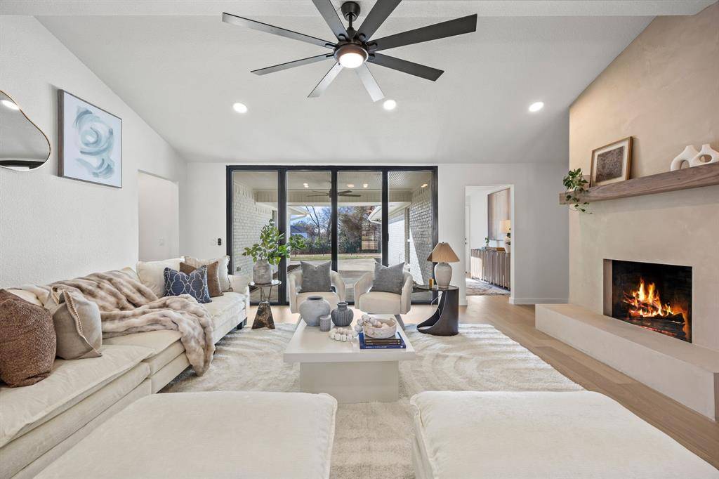 2 Sandra Drive, Heath, TX 75032