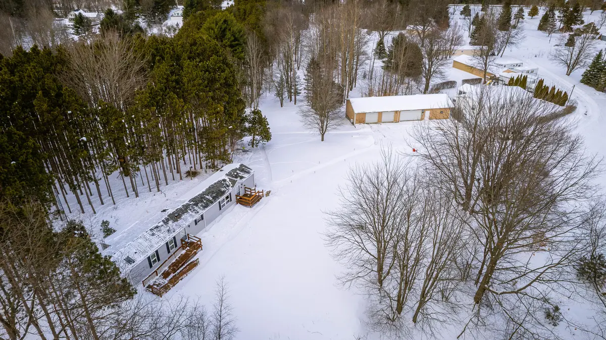 6835 W Deer RD, Golden Twp, MI 49436