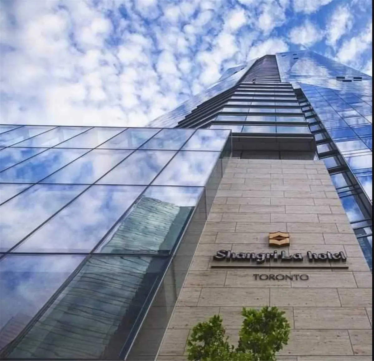 180 University AVE #5504, Toronto C01, ON M5H 0A2