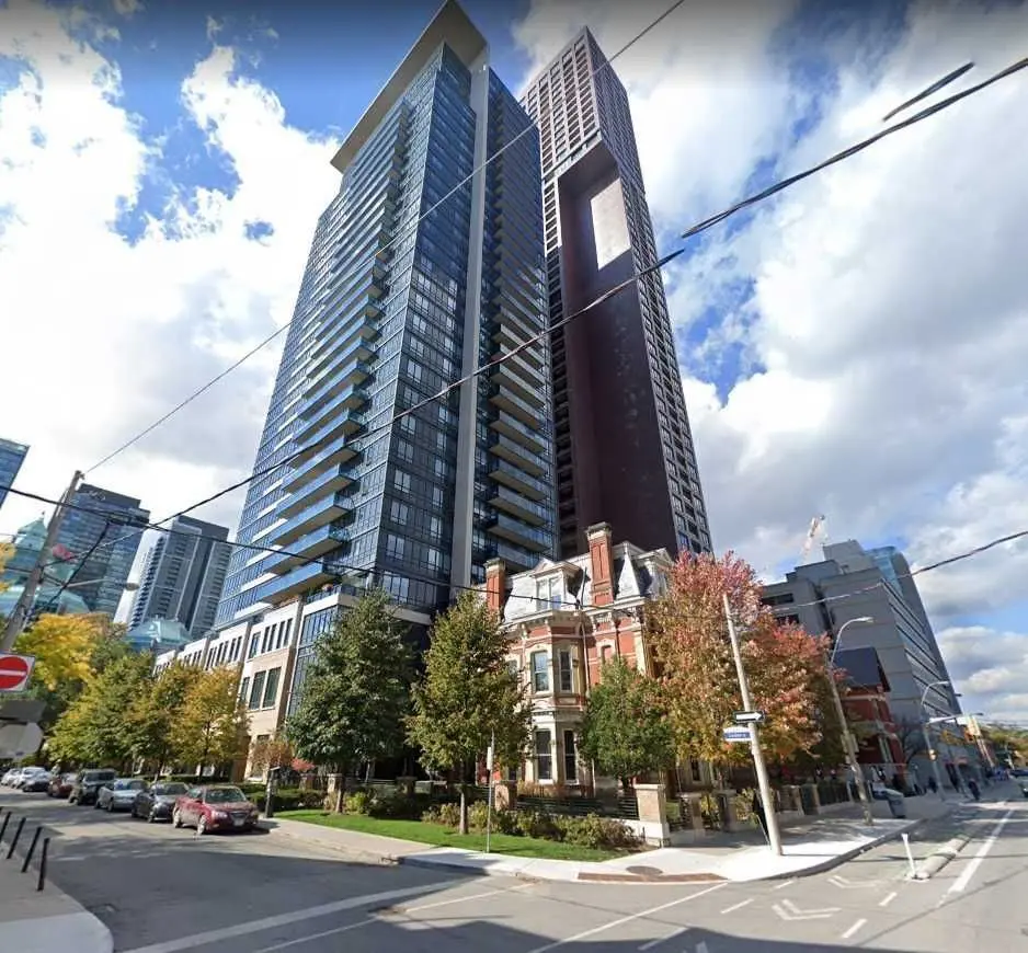 Toronto C08, ON M4Y 0A4,28 Linden ST #1408