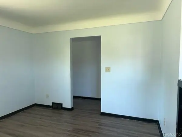 14101 Saratoga ST, Detroit, MI 48205