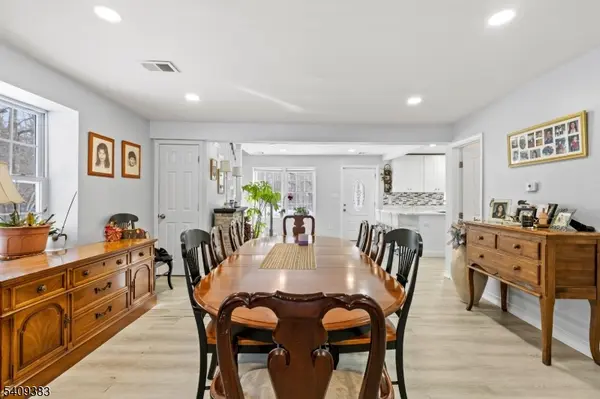 130 Flocktown Rd, Washington Twp., NJ 07853