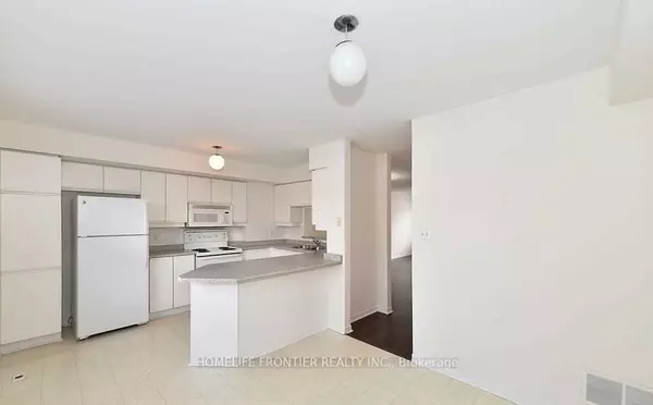 Toronto, ON M4H 1R3,2C Leaside Park DR