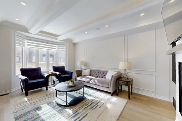 70 Swordfish DR, Whitby, ON L1P 0K5