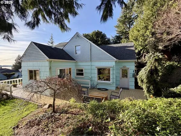 Astoria, OR 97103,859 GLASGOW AVE