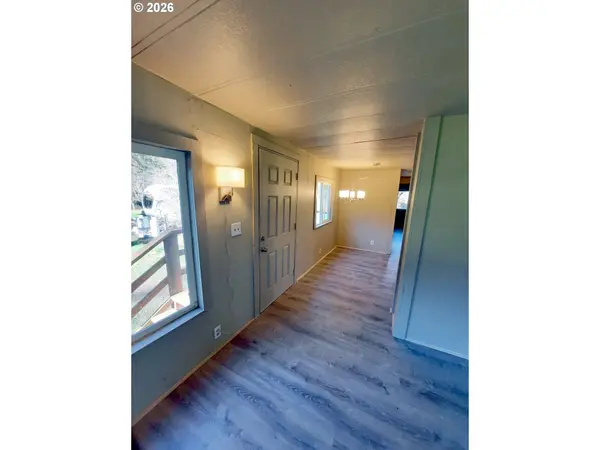 Dorena, OR 97434,37635 ROW RIVER RD #12