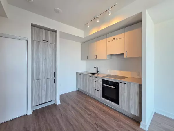 Toronto C13, ON M3C 0S4,1 Quarrington LN #1108