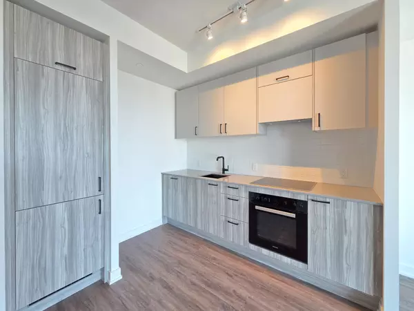 Toronto C13, ON M3C 0S4,1 Quarrington LN #1108