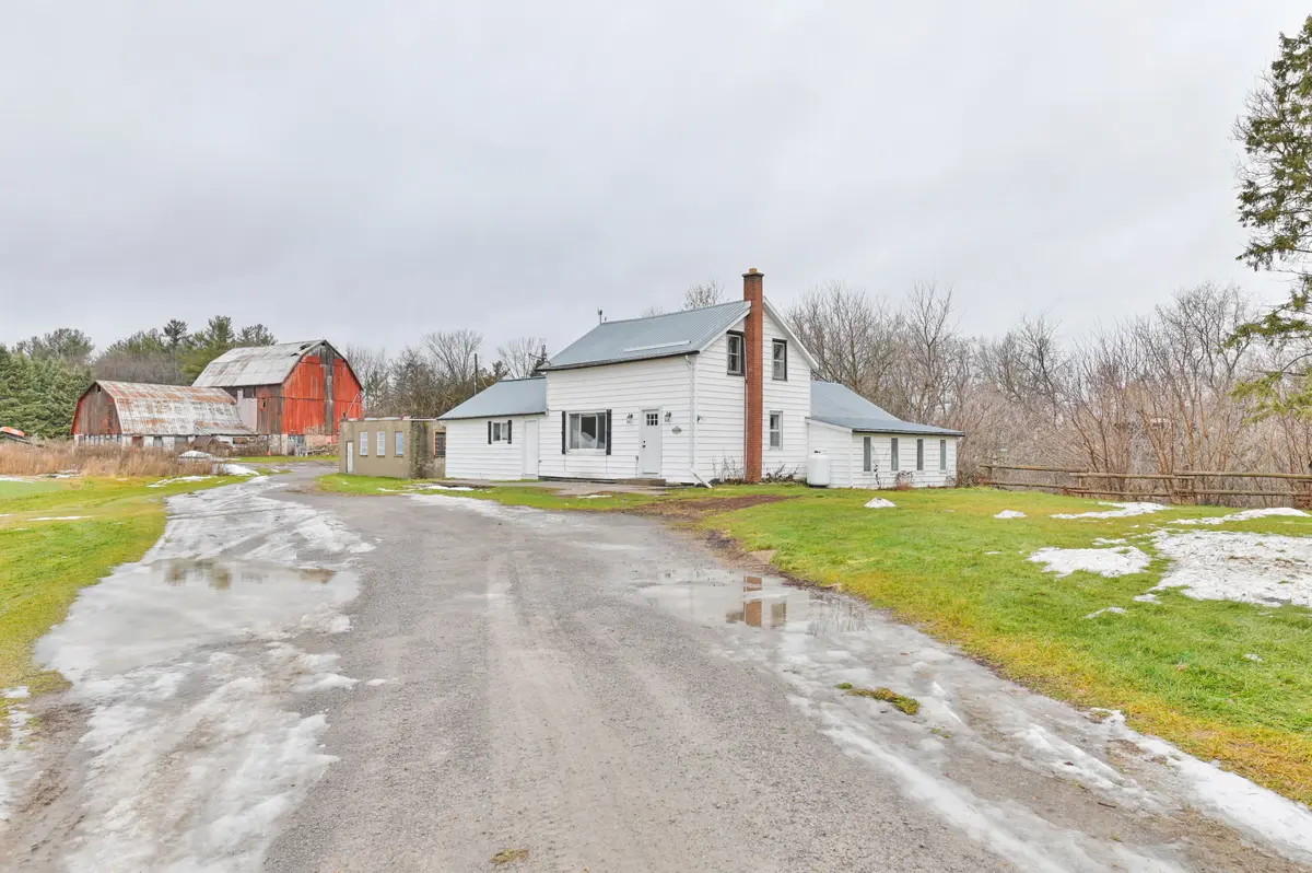 256 Moira RD, Centre Hastings, ON K0K 3E0