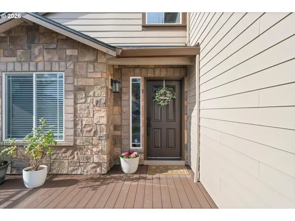 11989 SE EAGLE DR, Clackamas, OR 97015