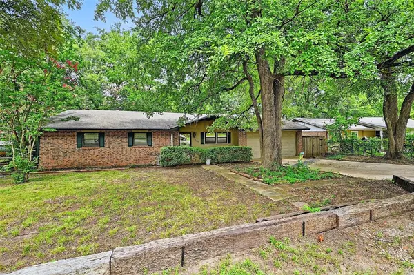 164 Ash Drive, Denison, TX 75020