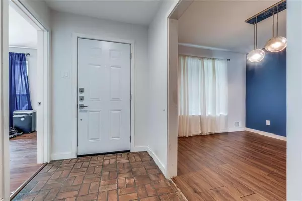 Dallas, TX 75254,7739 Dentcrest Drive