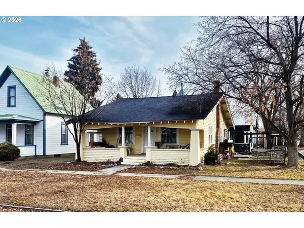 1606 3RD ST, Baker City, OR 97814