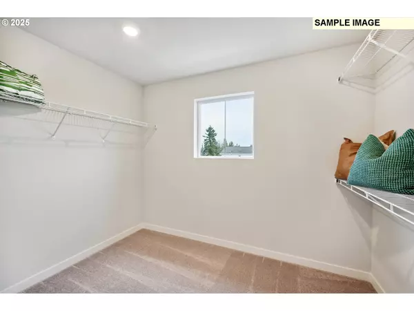 Tualatin, OR 97062,8915 SW Chokecherry LN