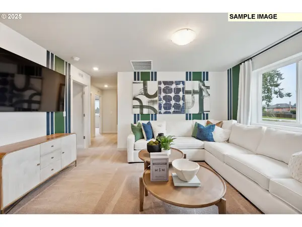 8915 SW Chokecherry LN, Tualatin, OR 97062