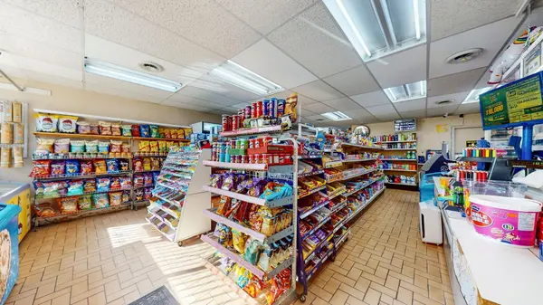 404 Woodfield RD, Toronto E01, ON M4L 2X1