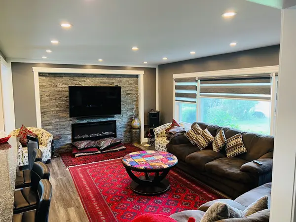 13409 Hwy 7 N/A #Upper Level, Halton Hills, ON L7G 4S4