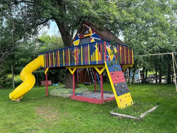 13409 Hwy 7 N/A #Upper Level, Halton Hills, ON L7G 4S4