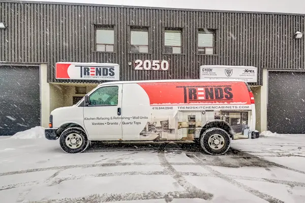 2050 Speers RD #1, Oakville, ON L6L 2X8